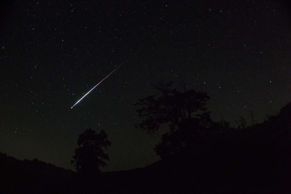 Puncak Hujan Meteor Diprediksi Tanggal 12-13 Agustus, Apakah Berbahaya?