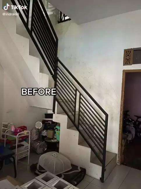 Renovasi total rumah jadul dua lantai.