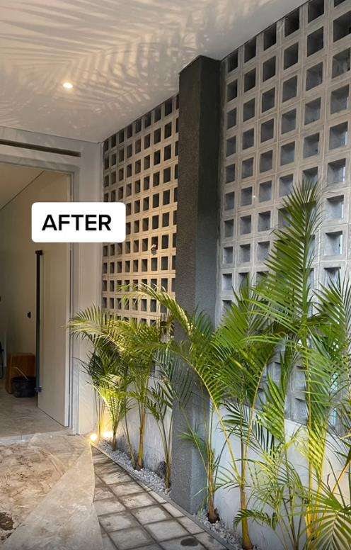 Renovasi total rumah jadul dua lantai.