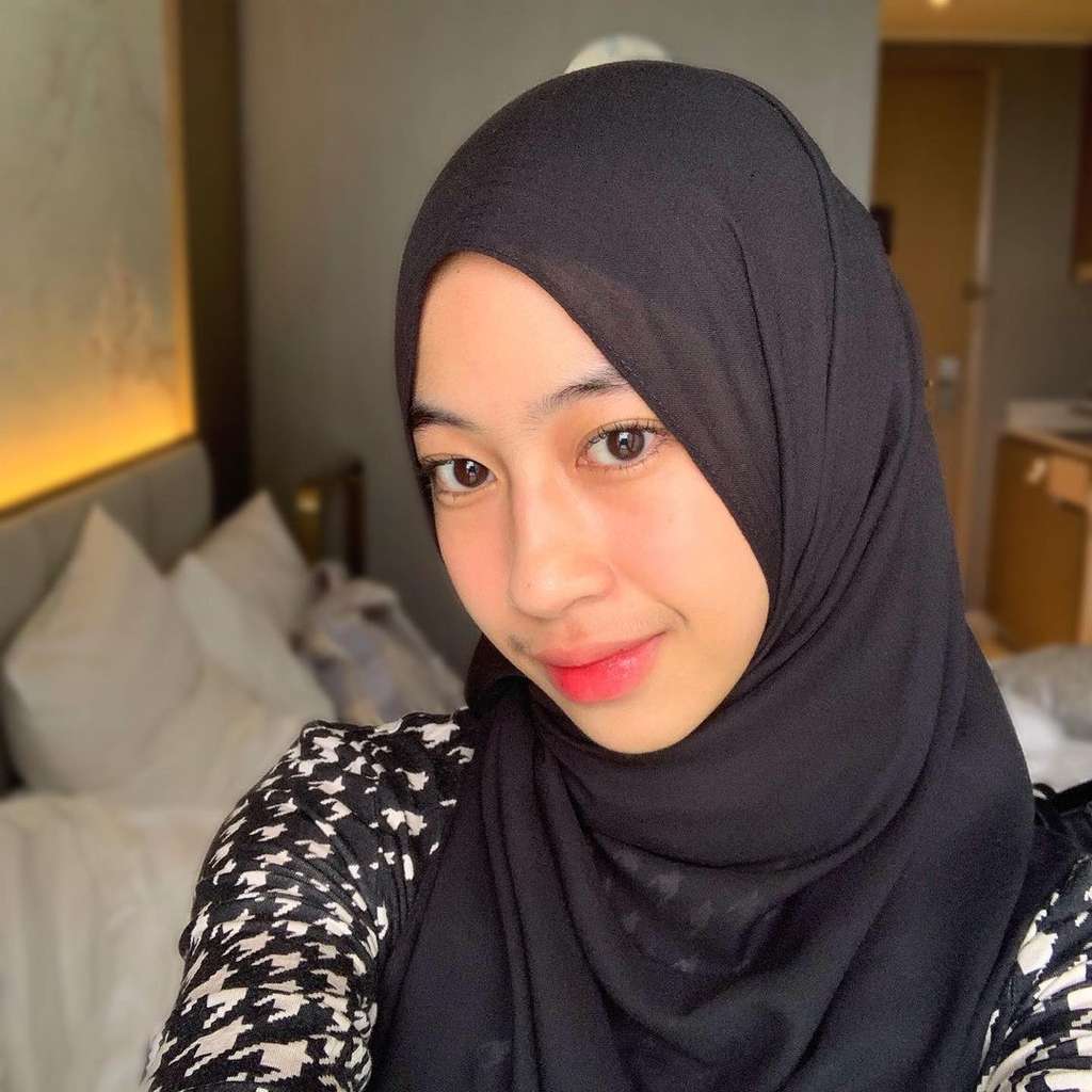 Adiba Khanza Putri Umi Pipik