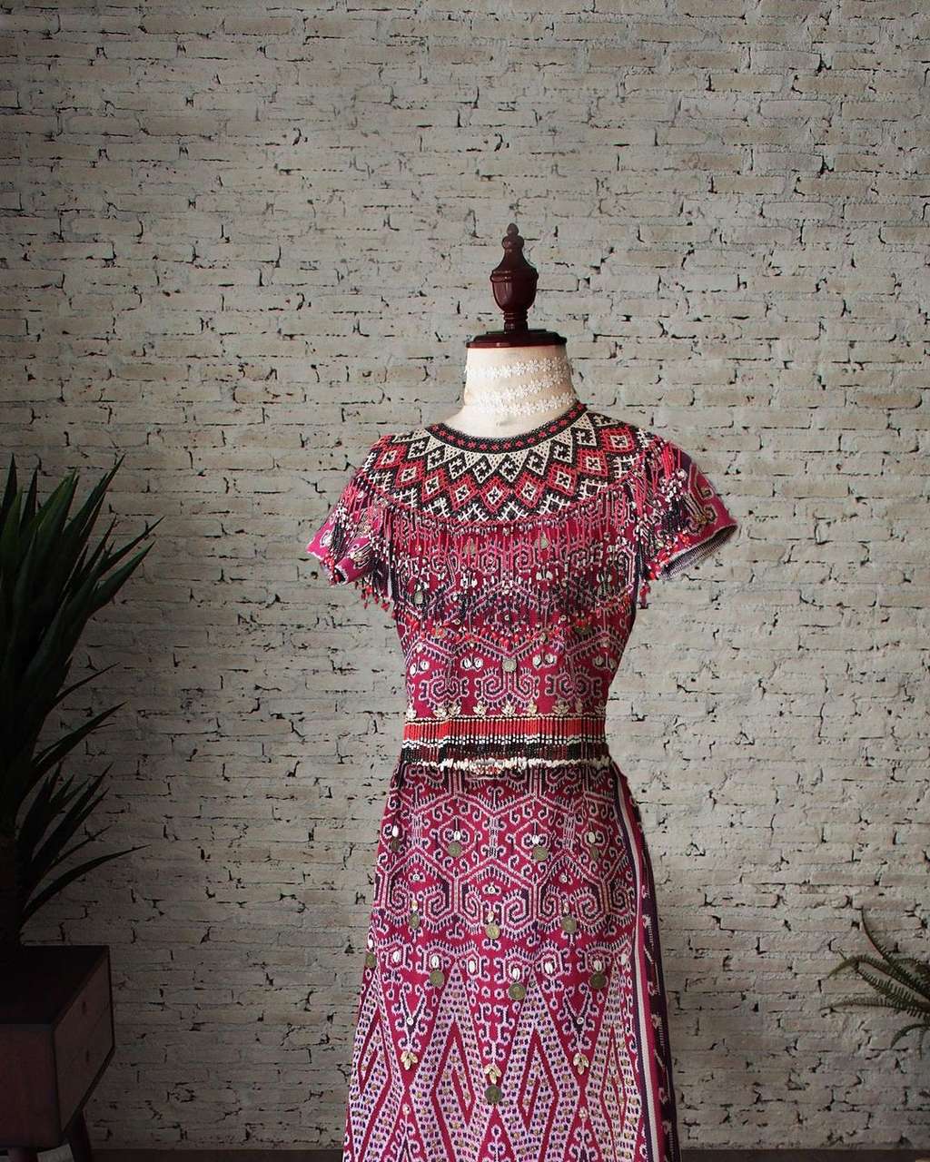 Puan Maharani Pakai Baju Adat Dayak dengan Motif Sakral ke Sidang Tahunan MPR