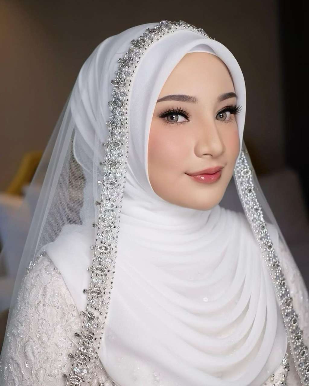 Gaya Makeup Pengantin Syar'i