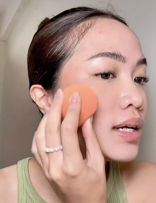 Memakai Skin Tint