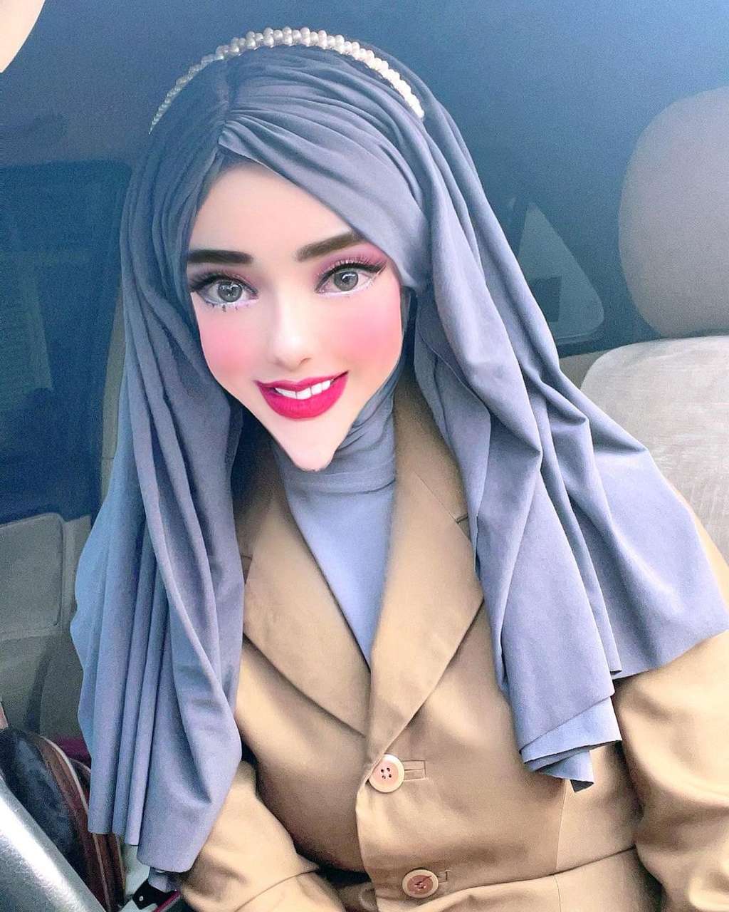 Instagram @yuni_jasmine_