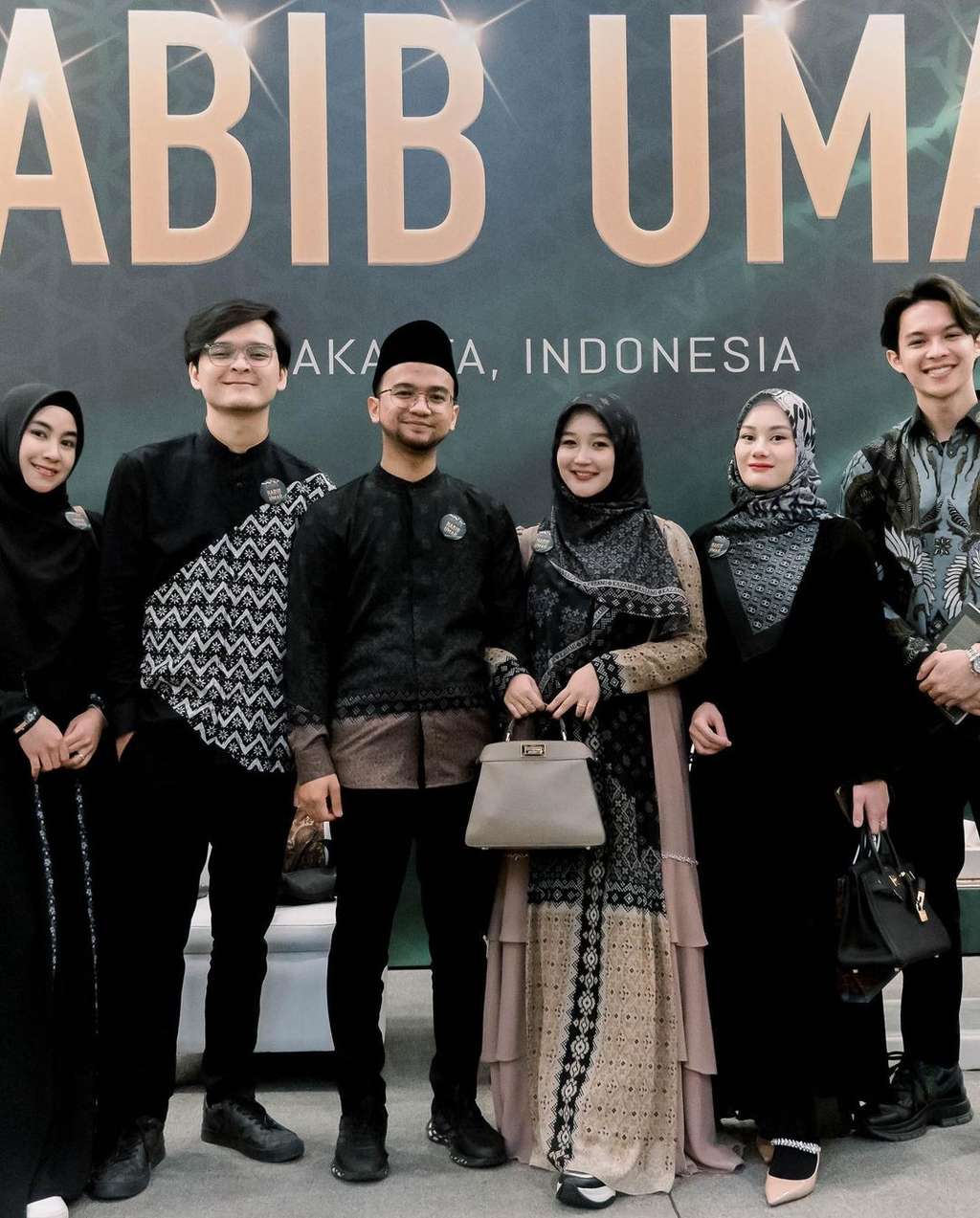 Dinda Hauw dan Rey Mbayang