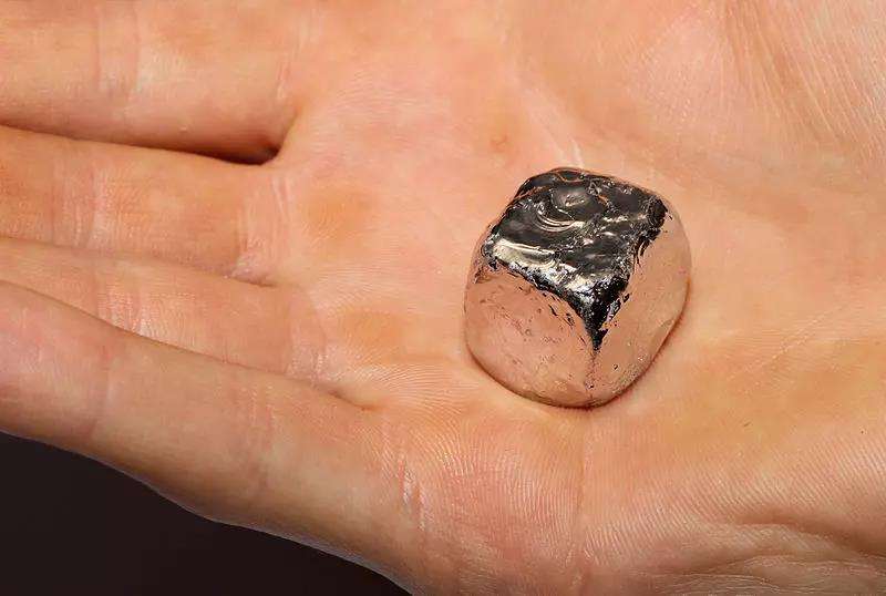 Penampakan rhodium, logam mulia yang mampu kalahkan emas.