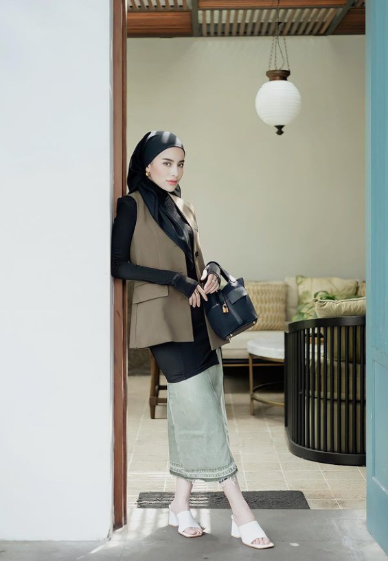Aghnia Punjabi/ Foto: Instagram @emyaghnia