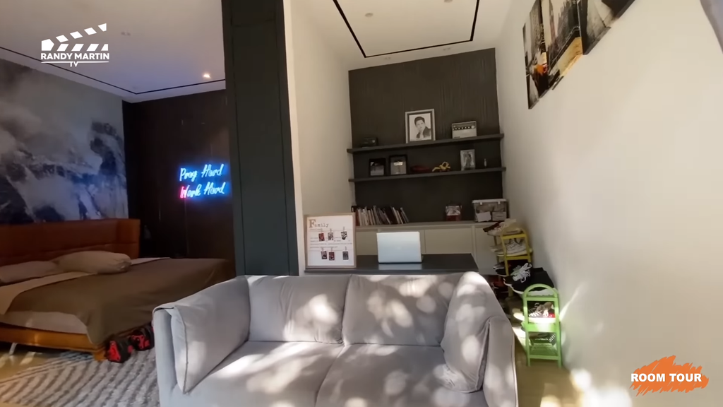 Potret Kamar Randy Martin