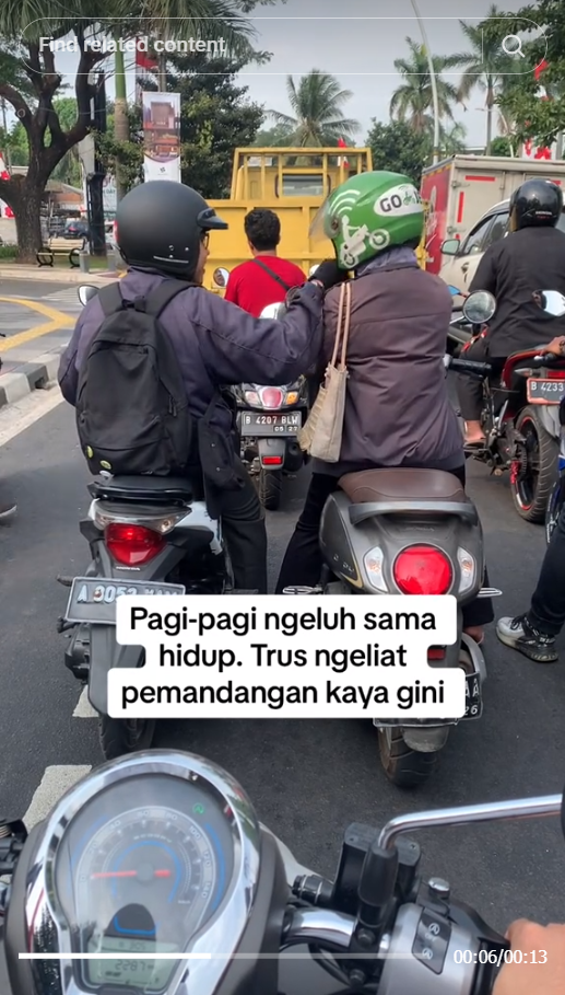 Momen Suami Istri Pamitan di Lampu Merah