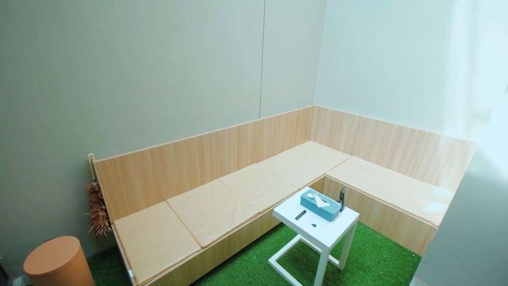 potret rumah Joshua Suherman