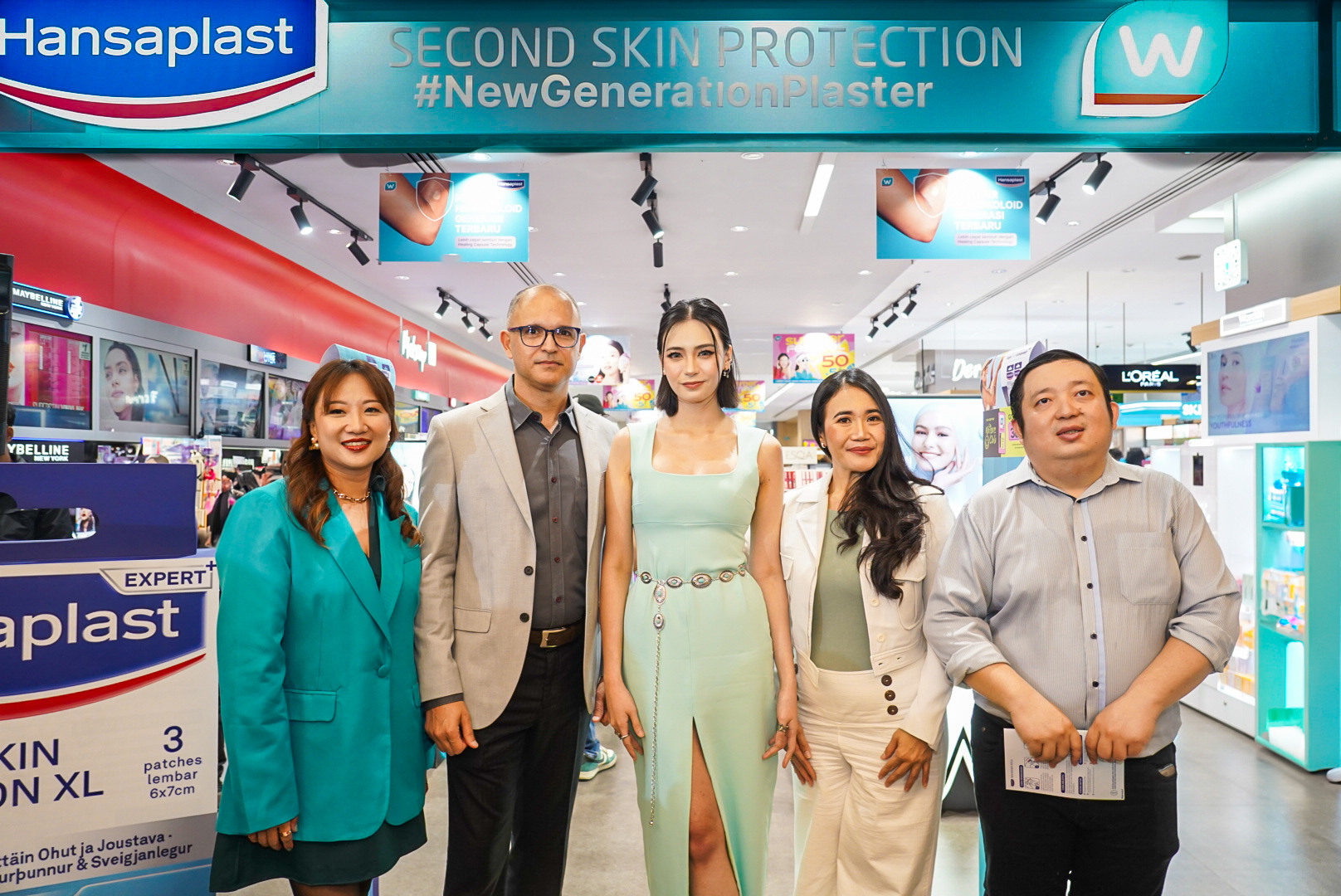 Hansaplast Hadirkan Inovasi Plester Super Tipis “ Second Skin Protection” di Watsons Indonesia