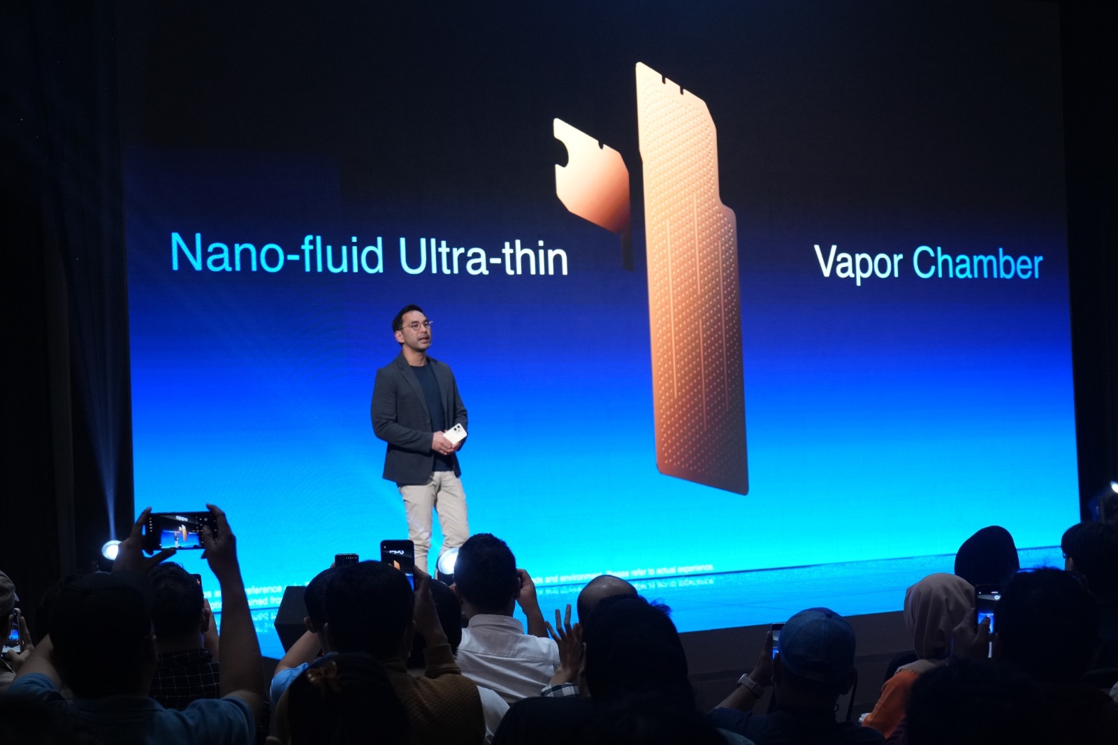 OPPO Reno14 Series: Smartphone Stylish dengan Kamera AI Flash & Desain Mermaidcore untuk Ekspresi Maksimal