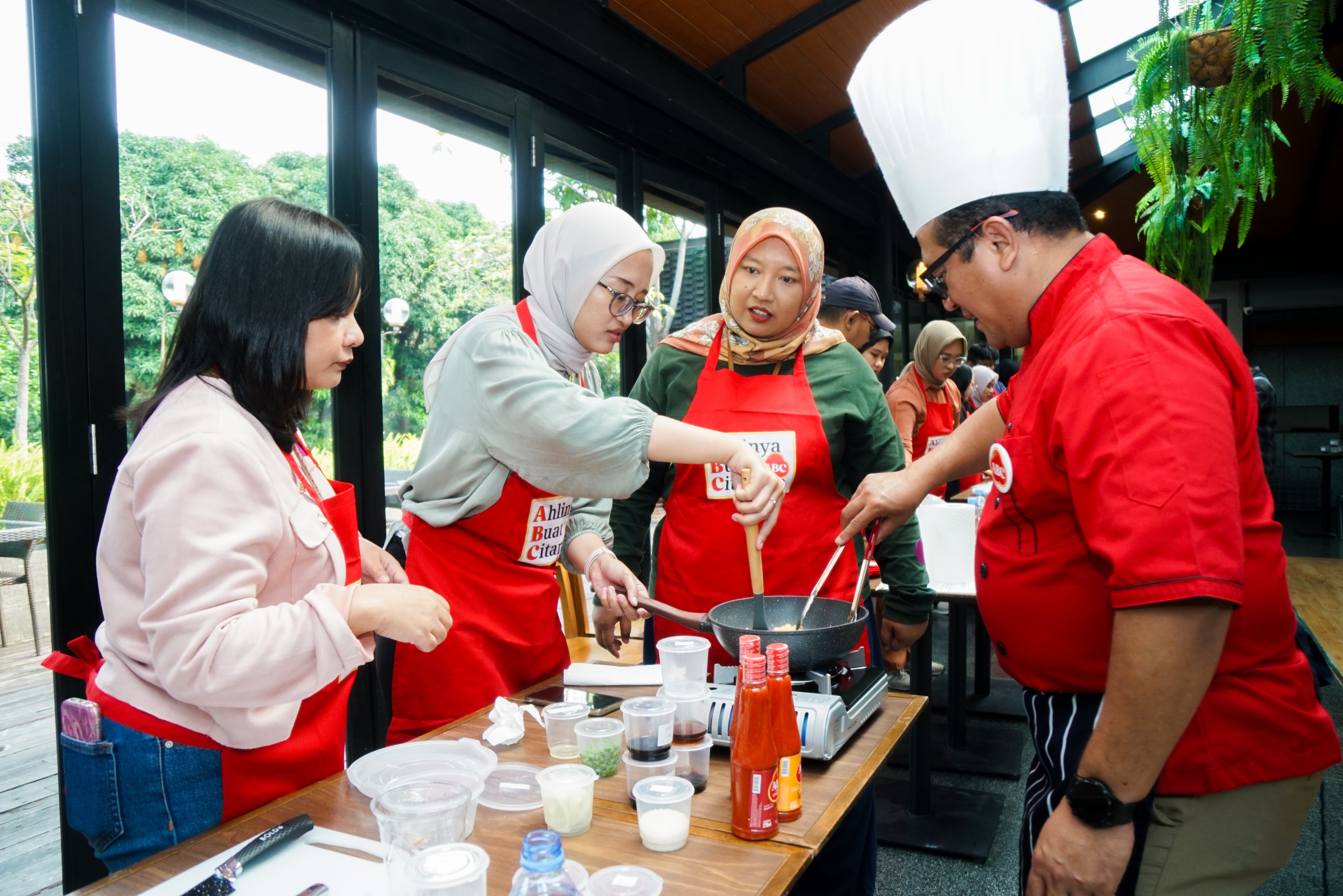 Bikin Makan Makin Berkesan, Sambal ABC Jadi Kuncian Rasa di Setiap Momen Keluarga