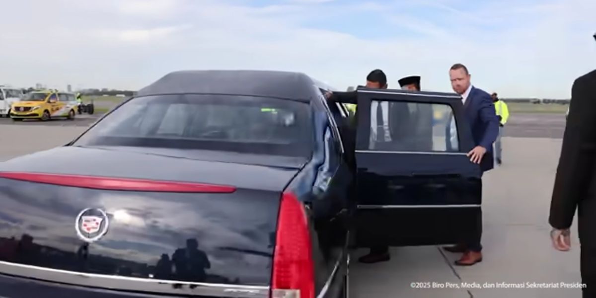 Mobil Limousine Kerajaan Belanda
