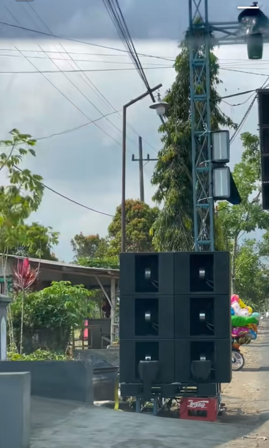 Syukuran cerai di Malang