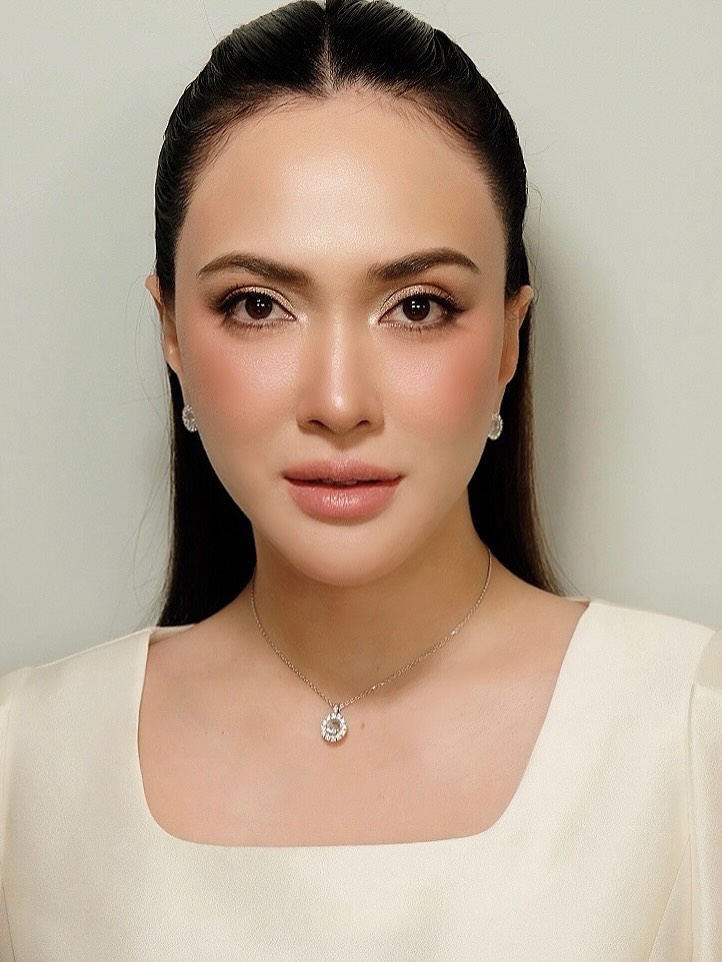 Foto paspor Shandy Aulia