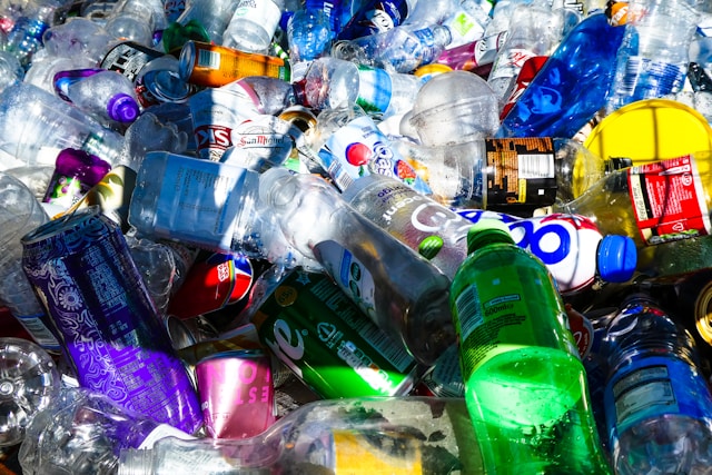 Hujan plastik