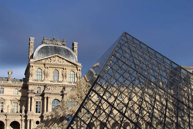 Museum Louvre di Paris, Prancis