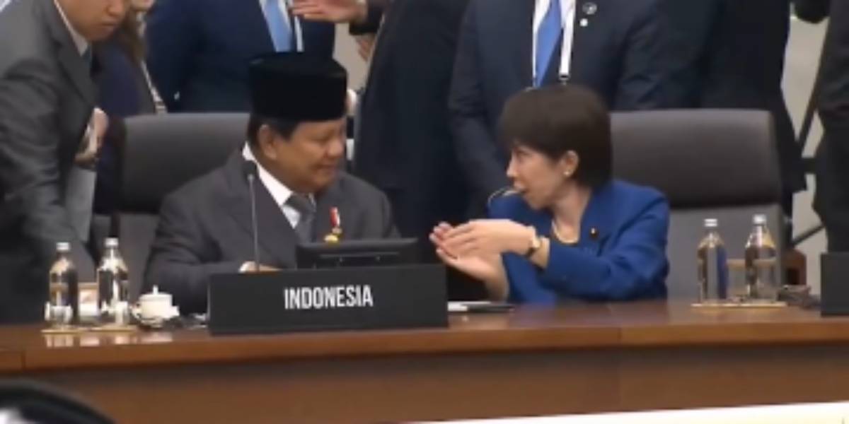 Momen PM Jepang Dekati Prabowo Subianto di KTT APEC Jadi Sorotan Momen PM Jepang Dekati Prabowo Subianto di KTT APEC Jadi Sorotan