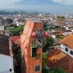 Hotel Super Tipis Ada di Salatiga, Desainnya Estetik dan Tawarkan Pemandangan Gunung Hotel Super Tipis Ada di Salatiga, Desainnya Estetik dan Tawarkan Pemandangan Gunung