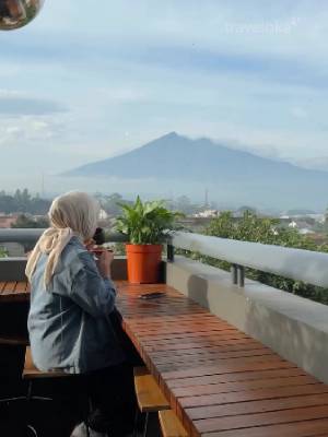 Hotel Super Tipis Ada di Salatiga, Desainnya Estetik dan Tawarkan Pemandangan Gunung Hotel Super Tipis Ada di Salatiga, Desainnya Estetik dan Tawarkan Pemandangan Gunung