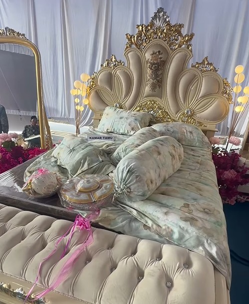 Adat seserahan isi rumah di Kayu Agung