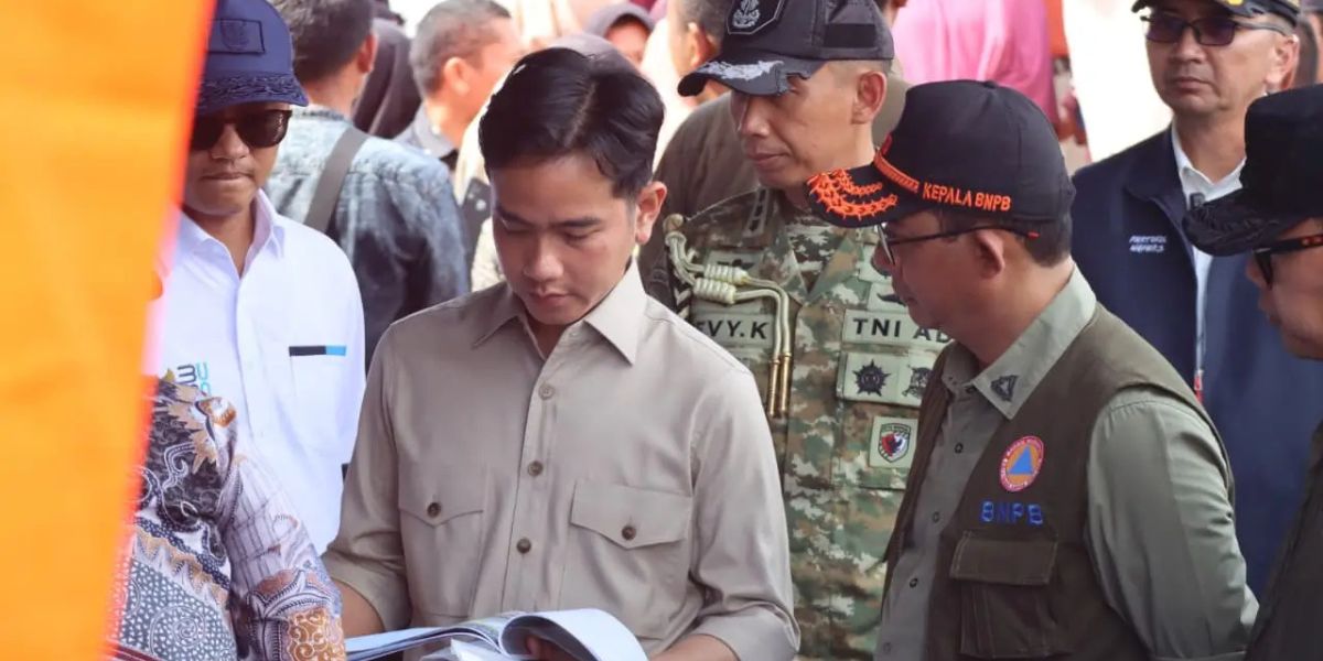 Gibran memantau bencana banjir 2025