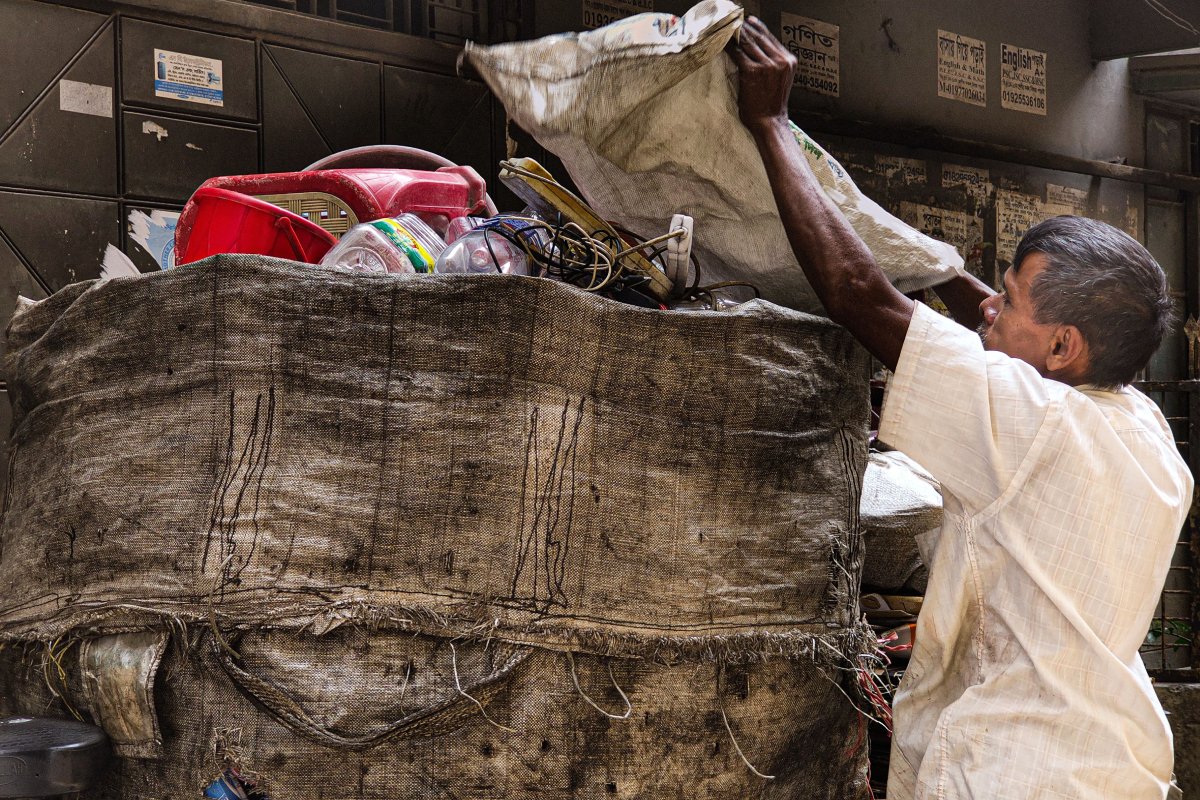 Pengolahan sampah (Pexels.com/ Junayin Hosain) Pengolahan sampah (Pexels.com/ Junayin Hosain)