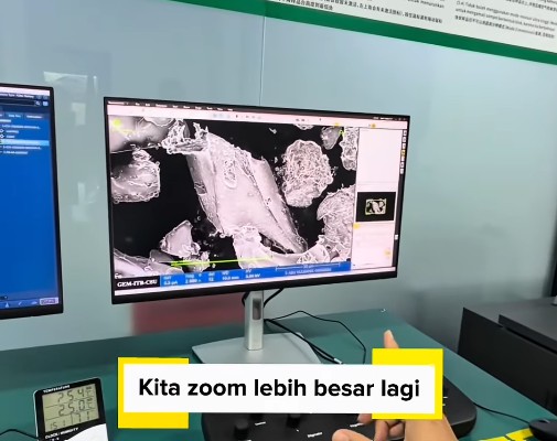 Abu vulkanik Gunung Anak Krakatau (Instagram @santosoim) Abu vulkanik Gunung Anak Krakatau (Instagram @santosoim)