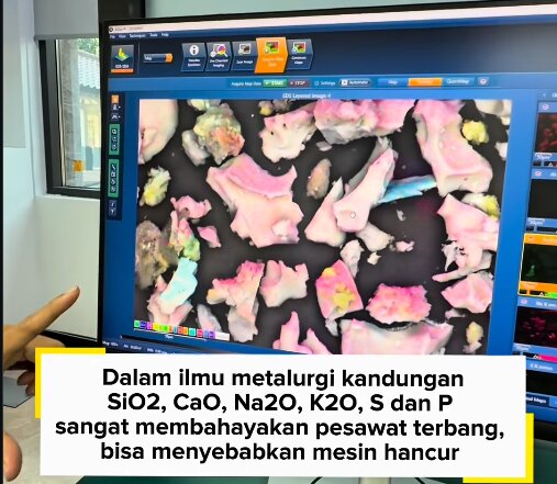 Abu vulkanik Gunung Anak Krakatau (Instagram @santosoim) Abu vulkanik Gunung Anak Krakatau (Instagram @santosoim)