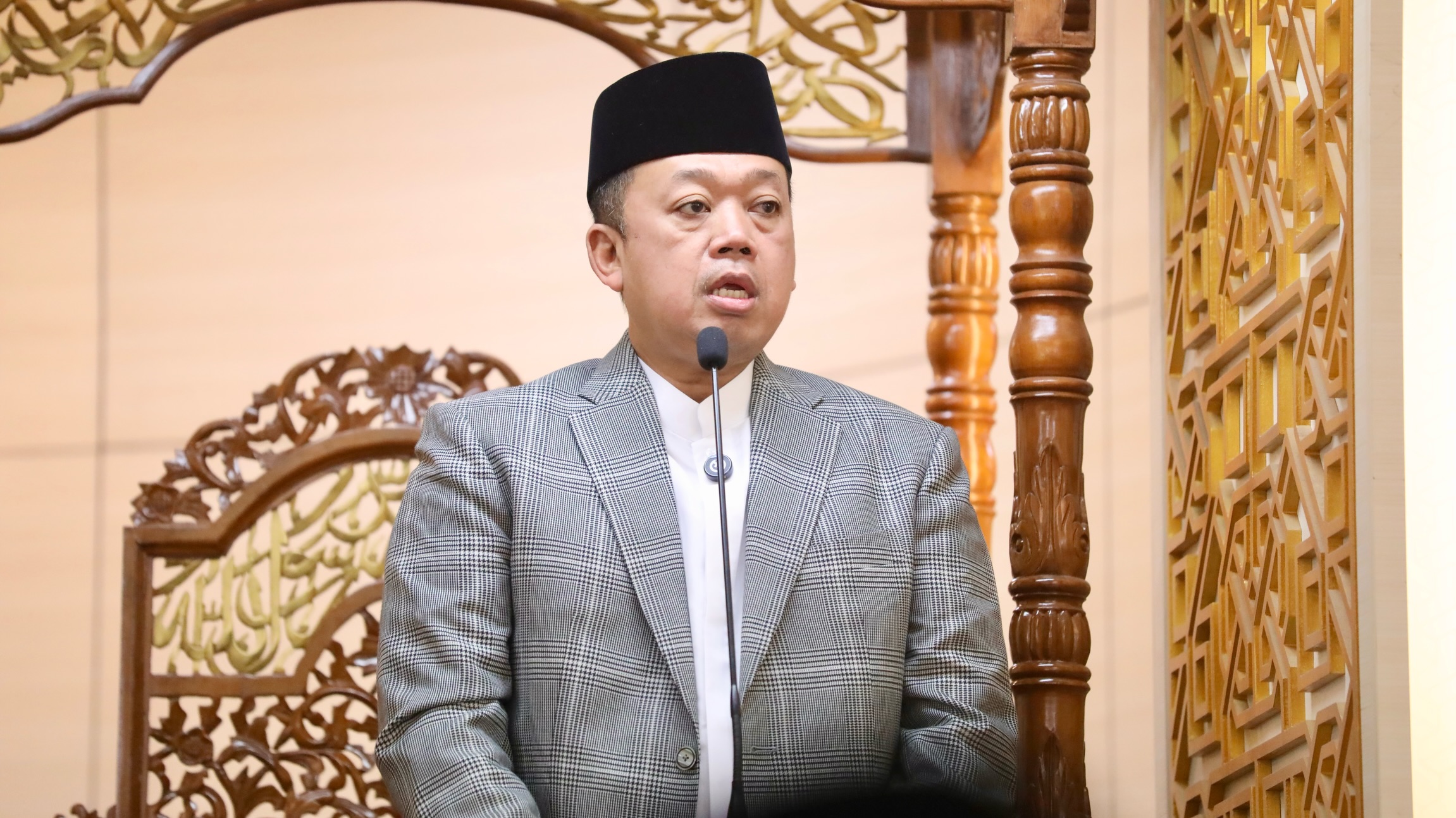 Nusron Wahid (Instagram @nusronwahid) Nusron Wahid (Instagram @nusronwahid)