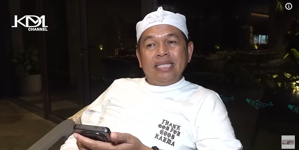 Dedi Mulyadi (YouTube @KANGDEDIMULYADICHANNEL) Dedi Mulyadi (YouTube @KANGDEDIMULYADICHANNEL)