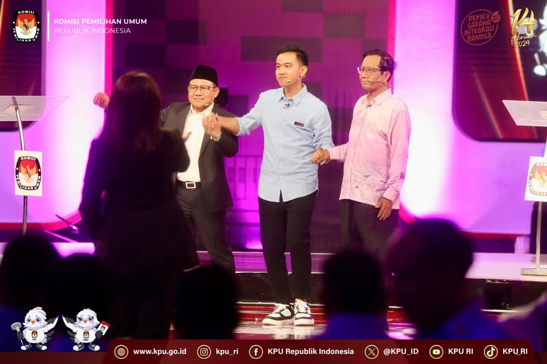 Gibran, Mahfud MD, dan Muhaimin (Instagram KPU RI) Gibran, Mahfud MD, dan Muhaimin (Instagram KPU RI)