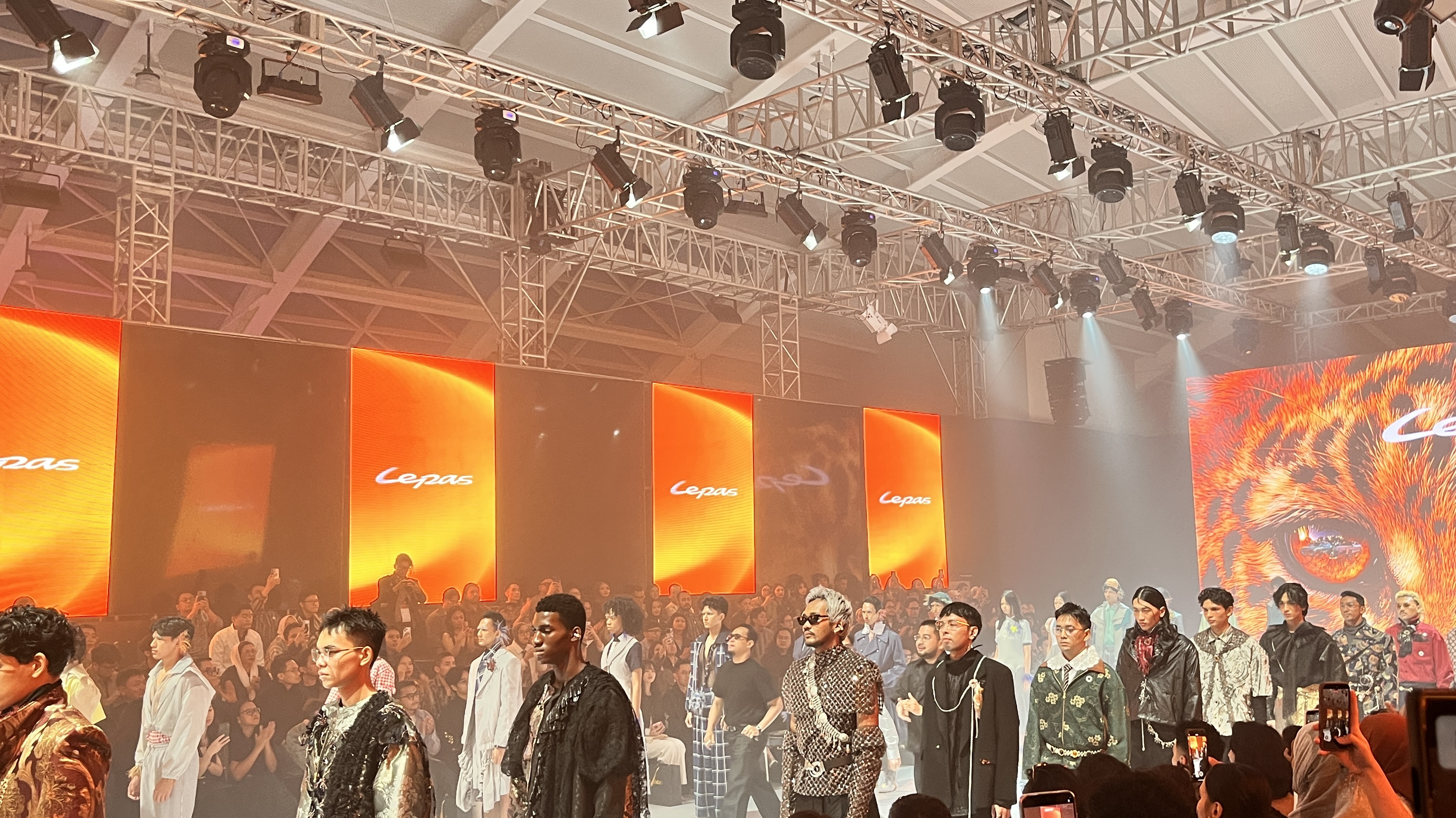 Fashion Show LEPAS Fashion Show LEPAS