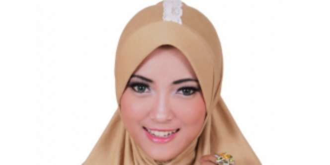Pakai Hijab Bikin Wajah Mempesona