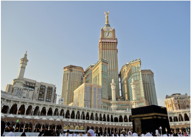 Kemegahan Kota Mekkah Menuai Kritik