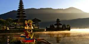 Indonesia Tawarkan Wisata Syariah Bagi Turis Arab