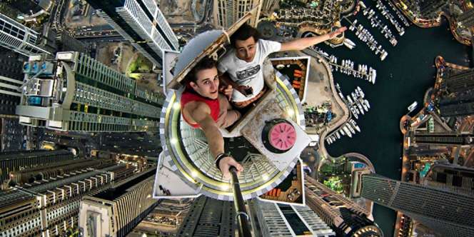 Aksi 'Gila' Selfie di Gedung Pencakar Langit Dubai