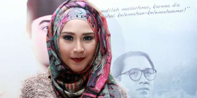Hijabers Berwajah Bulat? Jangan Khawatir, Ini Solusinya..