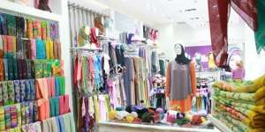 Jalan - Jalan di Mal Para Hijaber