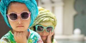 Warna Ceria Busana Muslim Anak