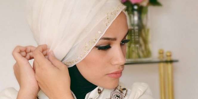Tips Busana Hijab Wanita Karir
