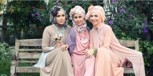 Elmeira Hijab Masih Bertahan Dalam Pastel