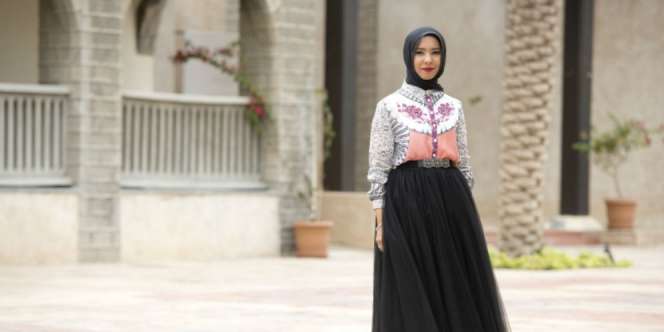 Hijaber Ini Mendunia Lewat `Lady Skirt`