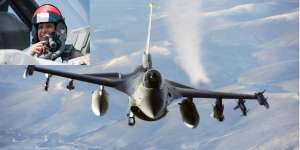 Muslimah Berhijab Pertama Pilot Jet Tempur F-16