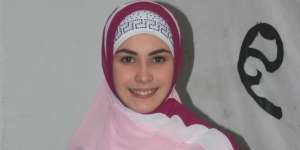 Arumi Bachsin Makin Cantik Saat Berhijab