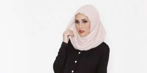Hijabers, Coba Gaya `Casual-Chic` yang Satu Ini