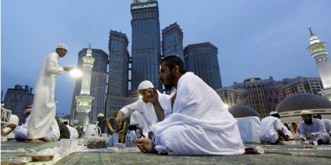 Arab Saudi Mulai Puasa 29 Juni