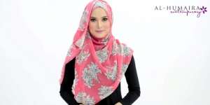 Tutorial Cantik dengan Hijab Kembang