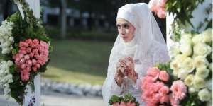 Pesohor Malaysia Beramal Lewat Hijab